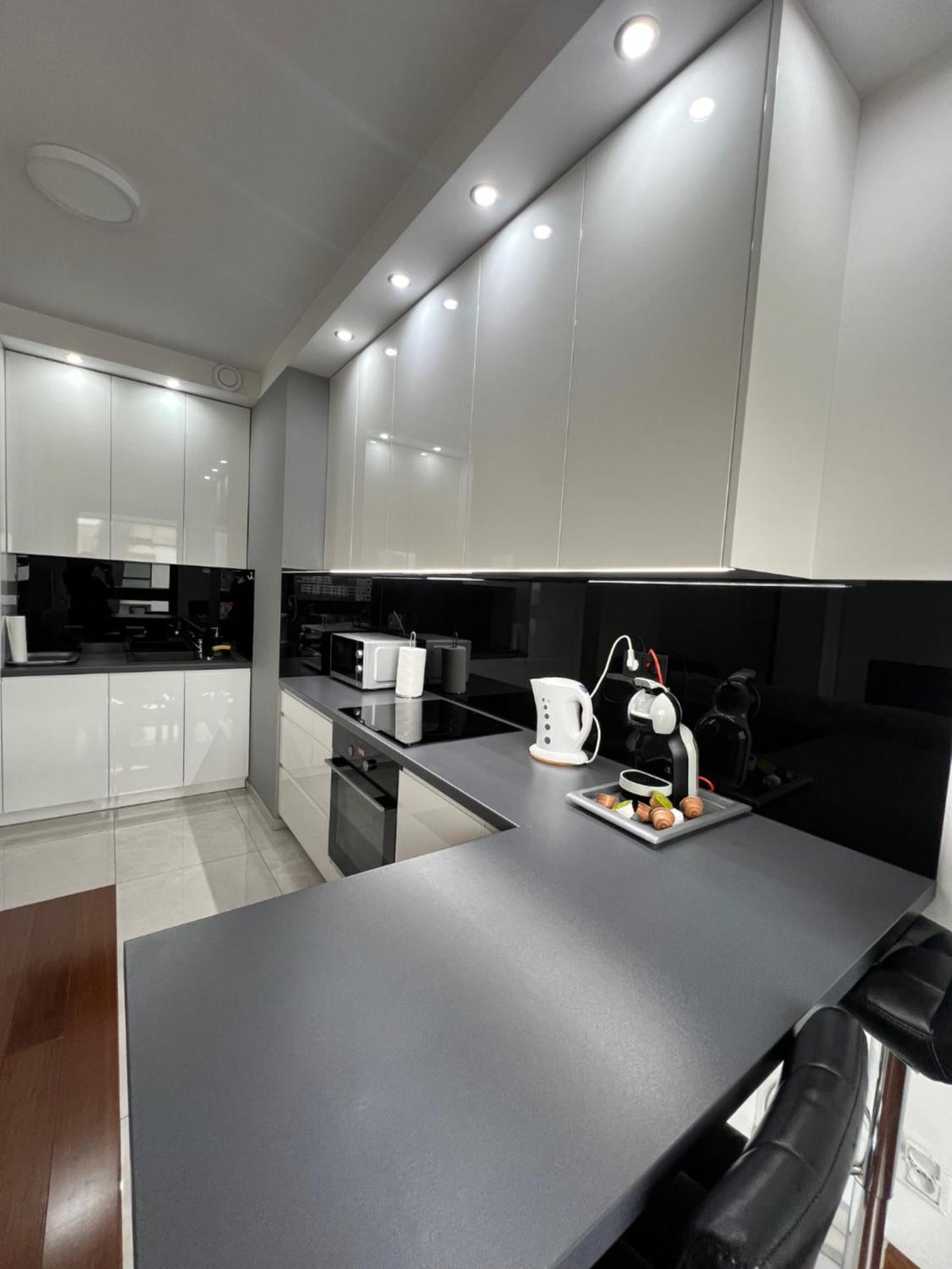 Apartament H&P Silver Warszawa Zewnętrze zdjęcie
