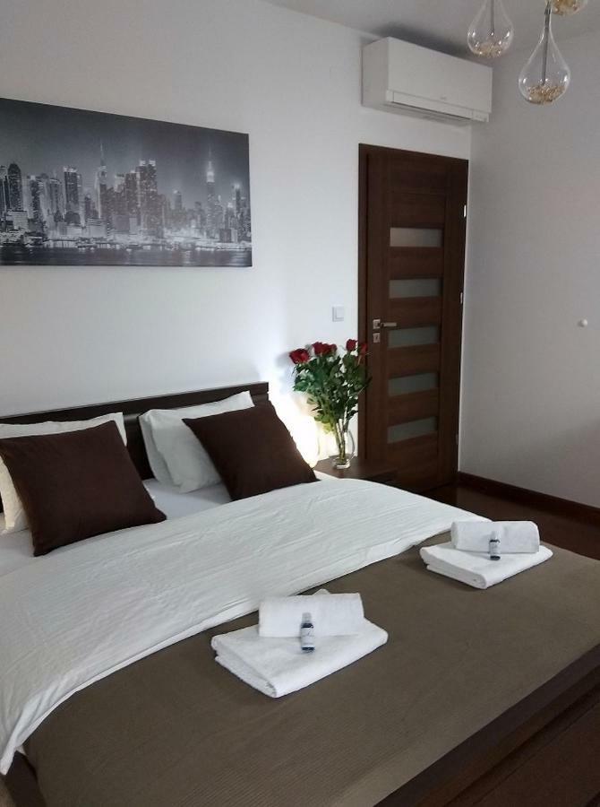 Apartament H&P Silver Warszawa Zewnętrze zdjęcie